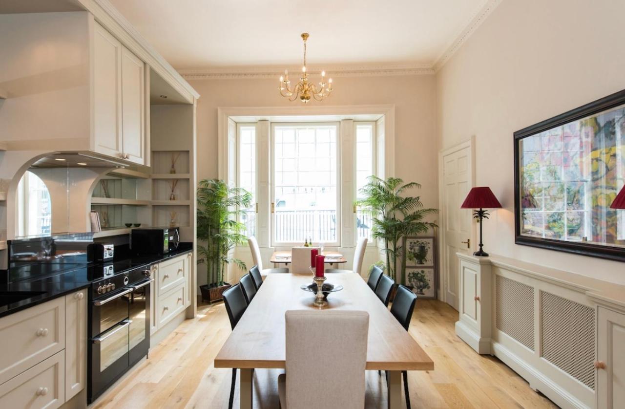 Luxurious City Centre Self Catering Apartment エディンバラ エクステリア 写真