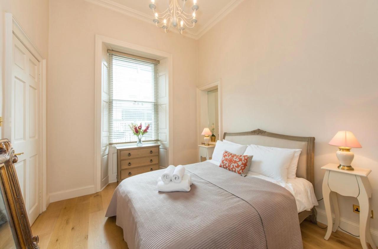Luxurious City Centre Self Catering Apartment エディンバラ エクステリア 写真